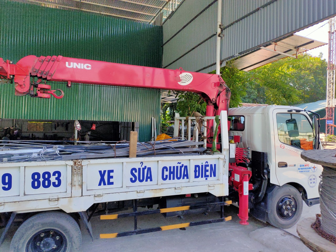 Xe cẩu tiếp địa cho các khách hàng tại Hải Dương, Hải Phòng, Quảng Ninh